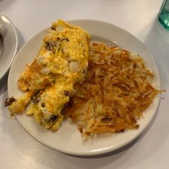 Melt Bar and Grilled User Photo