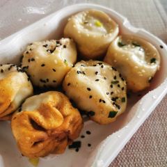 小杨生煎(上海大华巴春店) User Photo