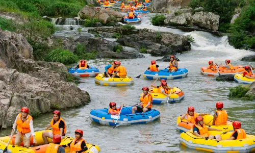 Rafting In The Red Canyon