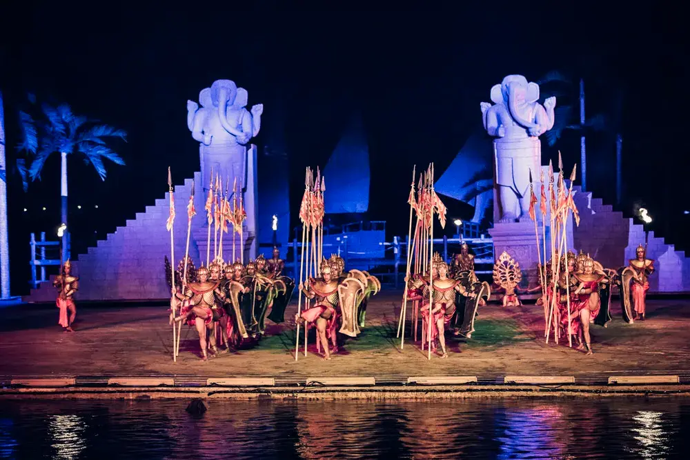 4_Hoi An Memories Show