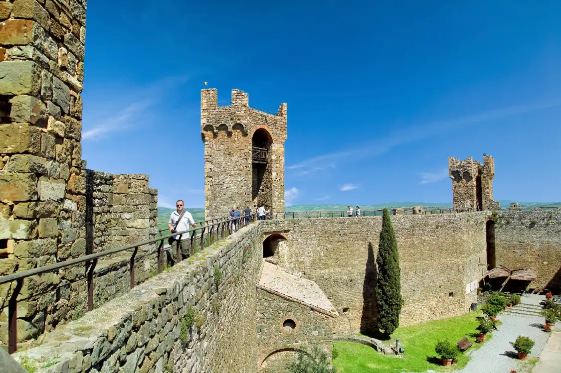 Hotels near Fortress of Montalcino