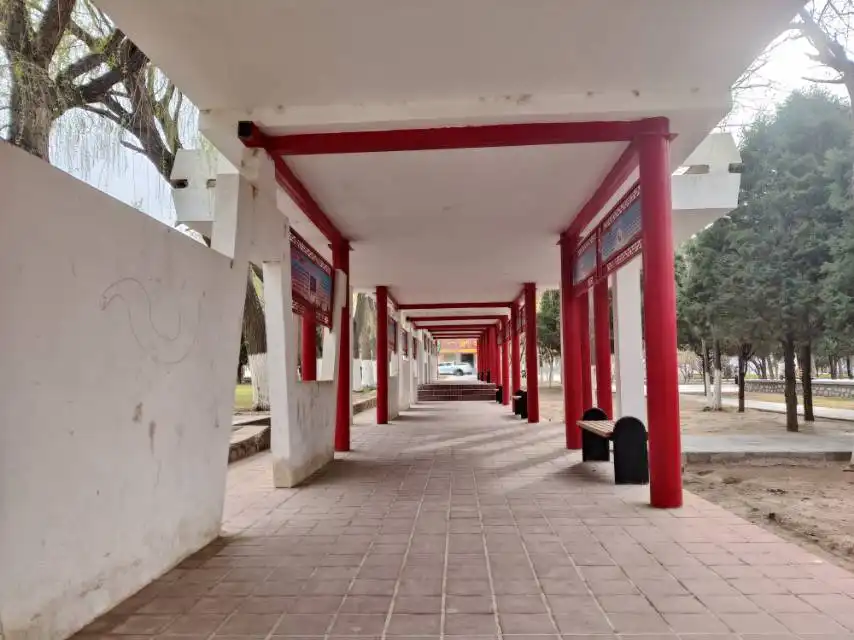 Hotel dekat Longquan Park