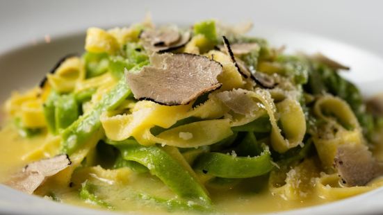 Amano Trattoria