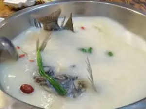 椰子煮鱼(玉溪店)