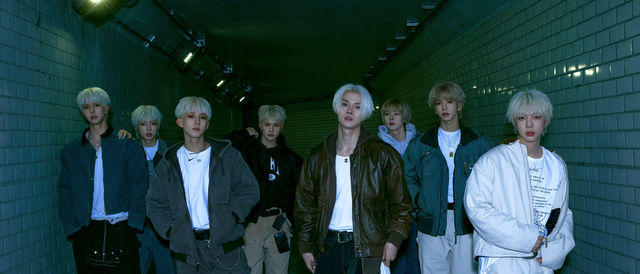 8TURN 1st World Tour 8TURNRISE | The Town Hall