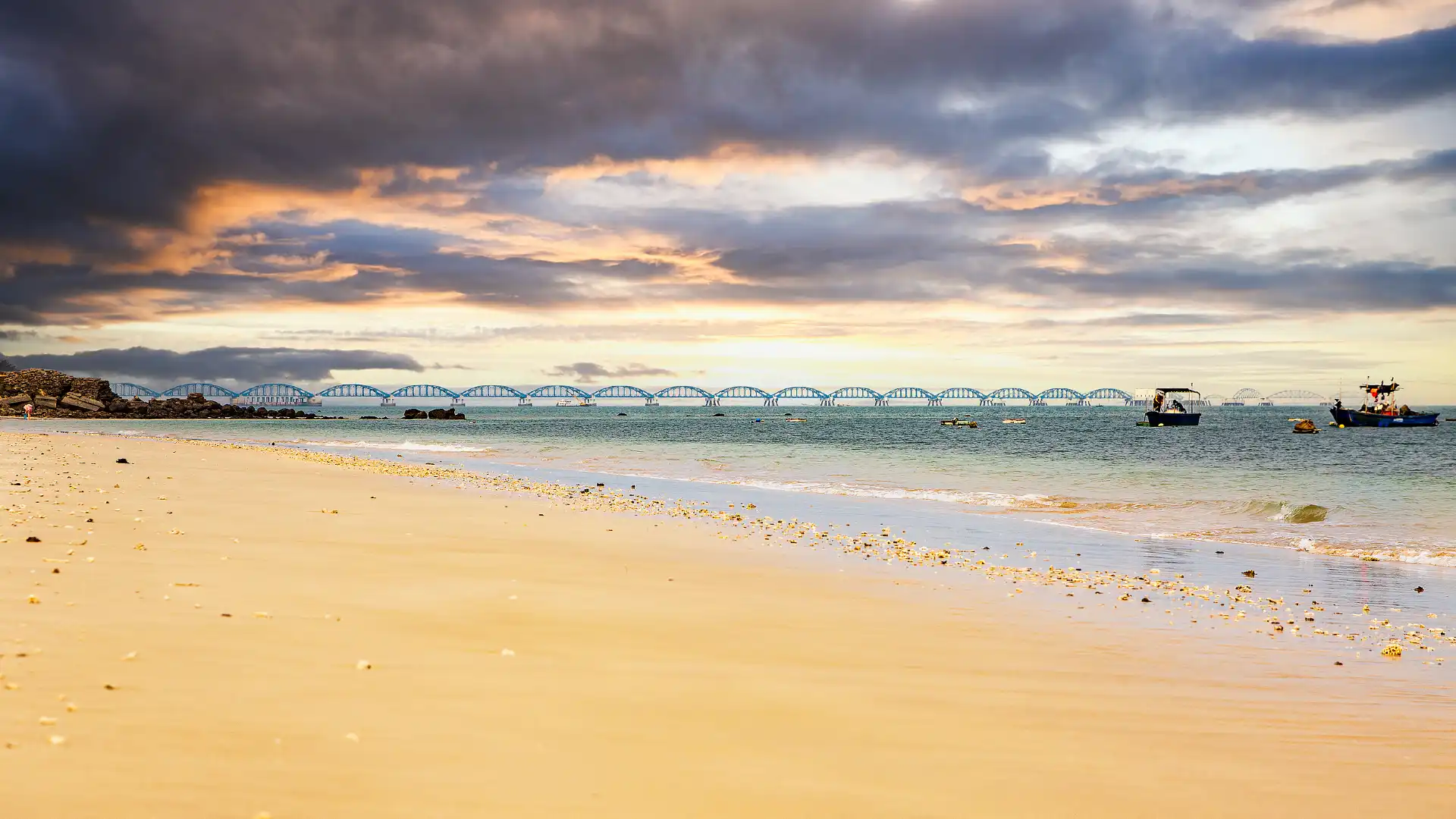 Hotels near Shell Beach