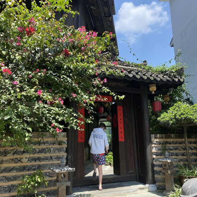 Spectacular Yangshuo Tea Cozy Inn 