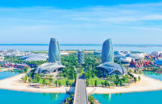 儋州千年古鹽田+海花島旅遊度假區+東坡書院+石花水洞一日遊【包車遊】