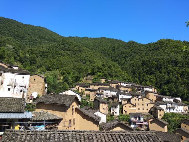 陽產土樓