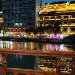 落香河岸酒家 User Photo