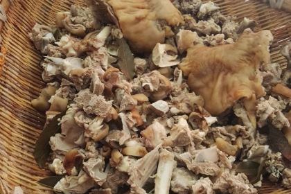 BAI NIAN JIANG HU CAI