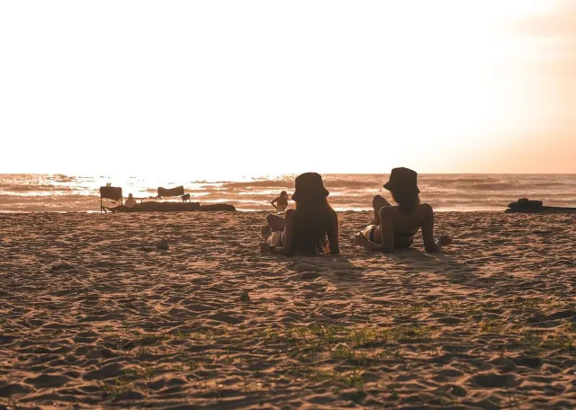 หาดลับในเขาหลัก Memories Beach 