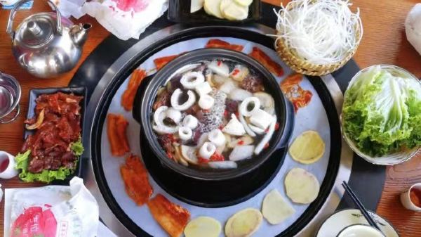 Fireplace Image Wild Mushroom Courtyard Hot Pot