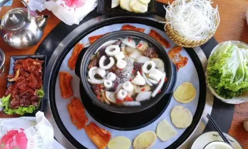 Fireplace Image Wild Mushroom Courtyard Hot Pot