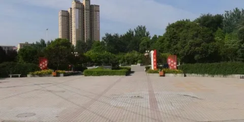 舞鋼市建中廣場