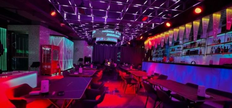 High Light Lounge Bar