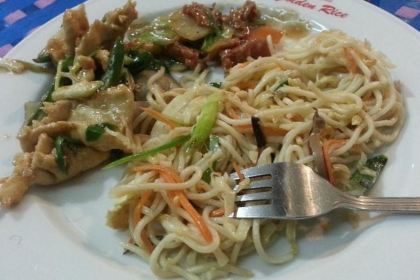 Sakura Restaurant & Bar