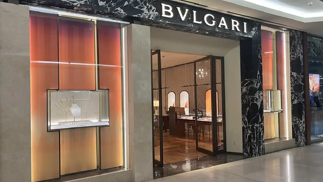 Hotels near BVLGARI The Gardens