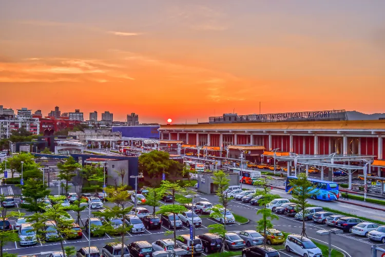 台北松山空港とは
