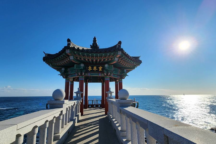 靈琴亭
