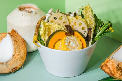 鸡姨·椰子鸡海景餐厅(南湾店)