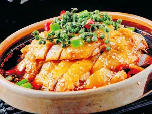 牛满堂土菜馆·跷脚牛肉(峨眉店)
