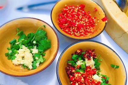 生态蒸汽石锅鱼石锅鸡