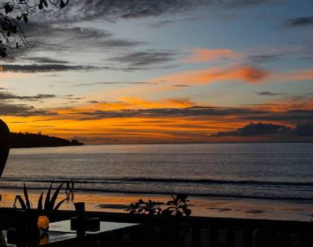 Sunset Beach Bar & Grill