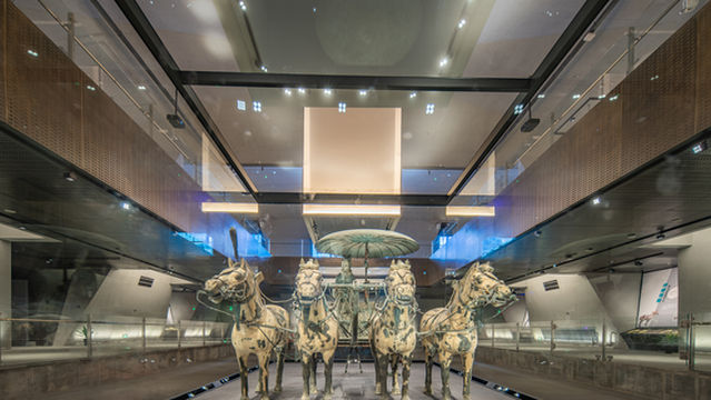 Bronze Chariot and Horse of Qinling