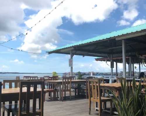 海濱海鮮餐廳