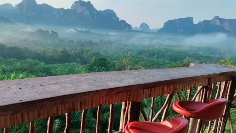 Kuan Nom Saow Restaurant and Viewpoint in เมืองกระบี่