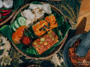 Daun Bakar