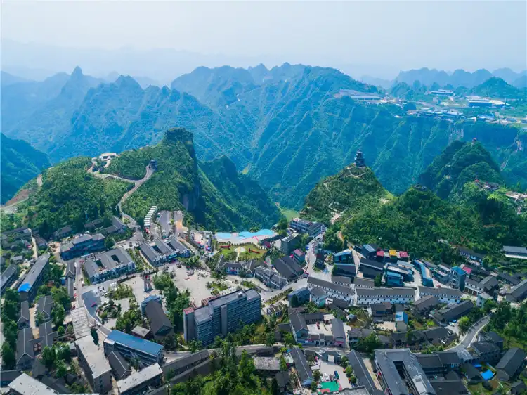 Hotels near Zhusha Ancient Town