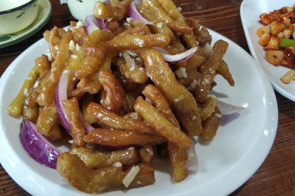 新桥东大酒店(建设路店)