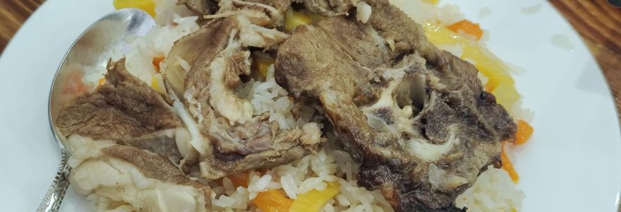 五月的沙枣花抓饭(昭苏店)