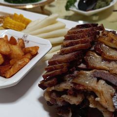 白鹿苑蒙餐(鄂温克宾馆店) User Photo