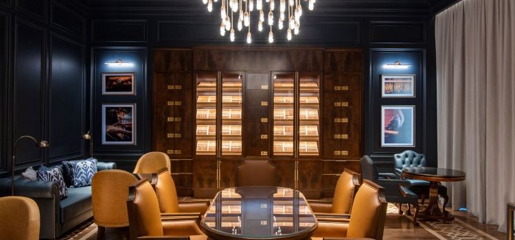 The Library Bar & Cigar Lounge