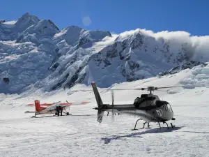 The Helicopter Line, Mount Cook