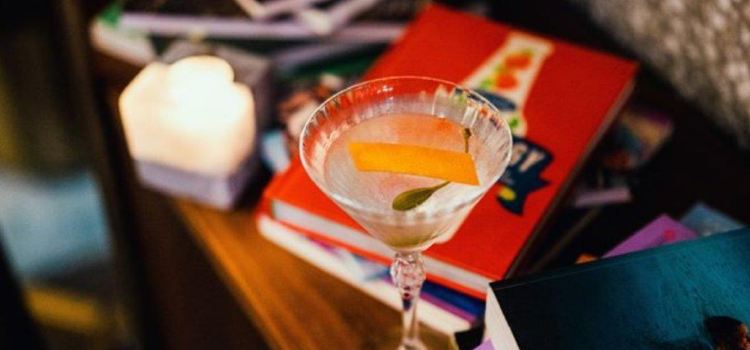 URBAN Lounge