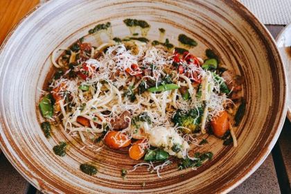 The Cliff Bar and Grill