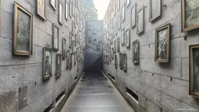 鄰近不屈戰俘館的酒店