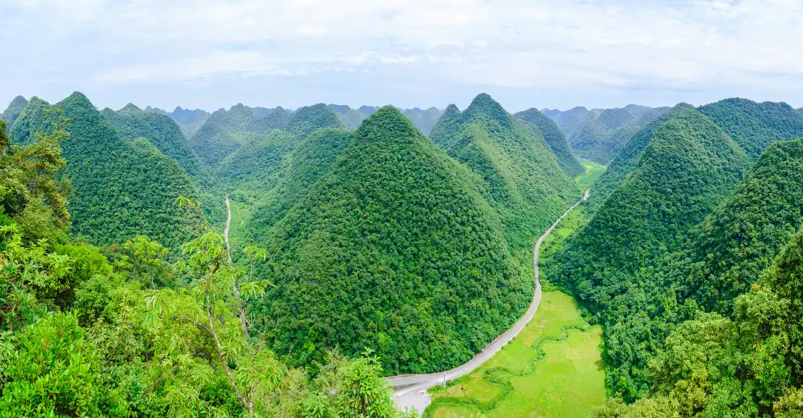 Hotels near Maolan Karst Forest Reserve