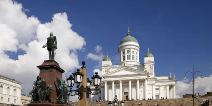 赫爾辛基參議院廣場