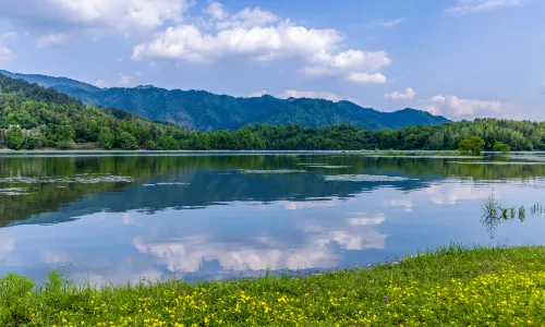 Qishu Lake
