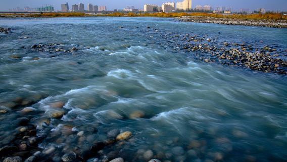 Yurungqash River