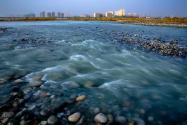 Yurungqash River