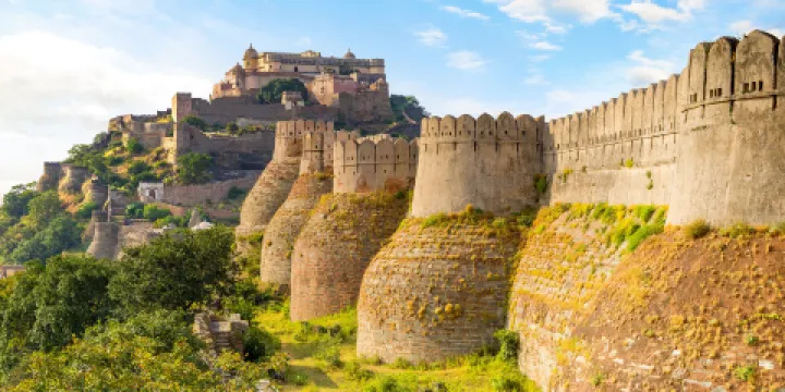 貢伯爾加爾古堡