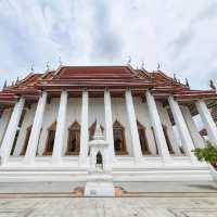 วัด​ราชนัดดารามวรวิหาร​ (โลหะปราสาท)​