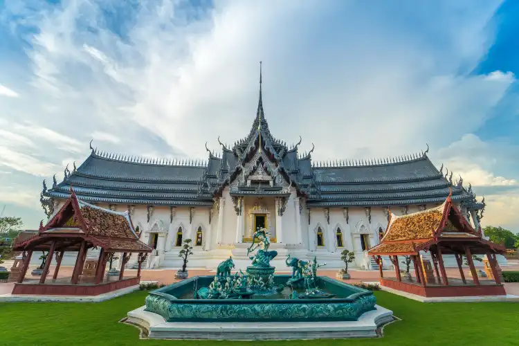 Hotels in Phraek Sa Mai
