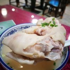 YILAOMATIHUA User Photo